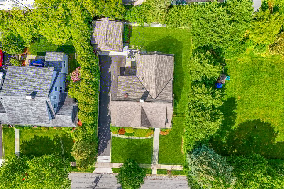 489 Manor Lane Photo 35