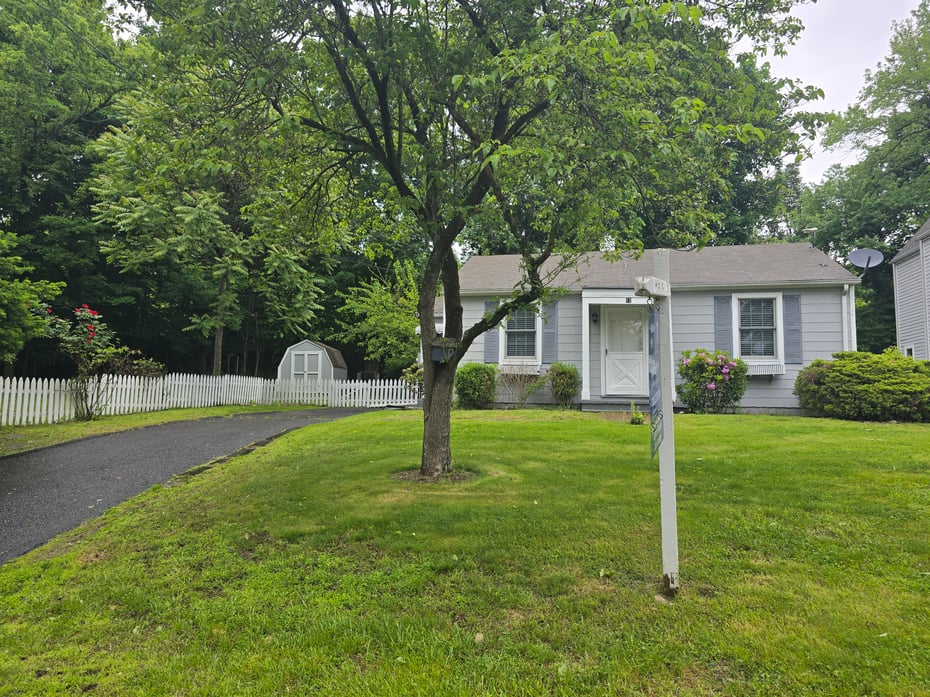 12 Wistar Court Photo 17
