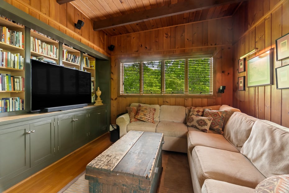 150 Brush Hill Road Photo 18