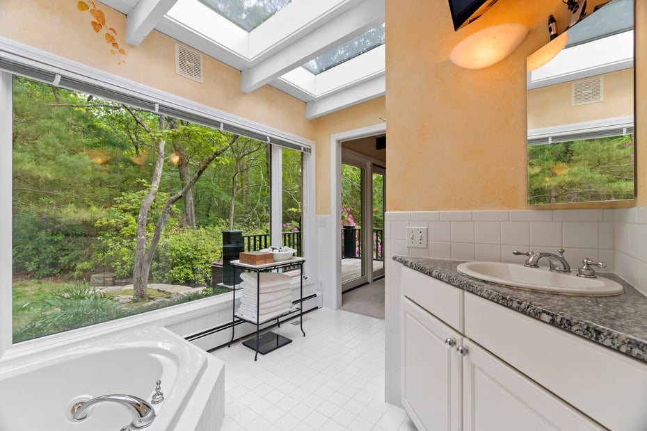150 Brush Hill Road Photo 22
