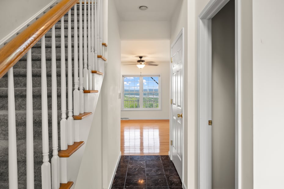 21 Academy Hill Drive Photo 4