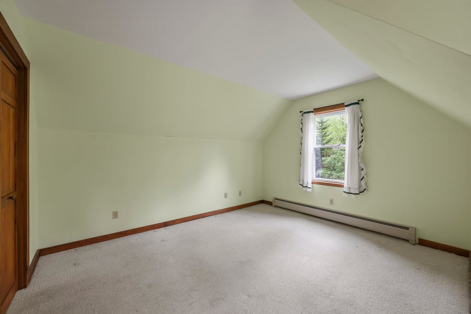 64 Blotz Rd Photo 32
