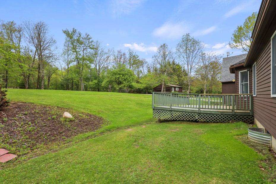 64 Blotz Rd Photo 40