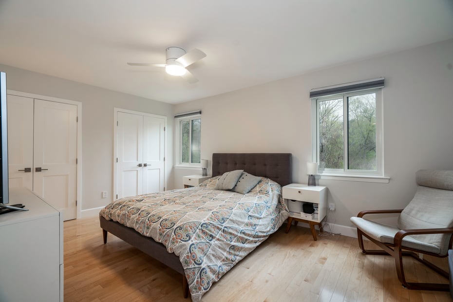 82 Park Drive Photo 12