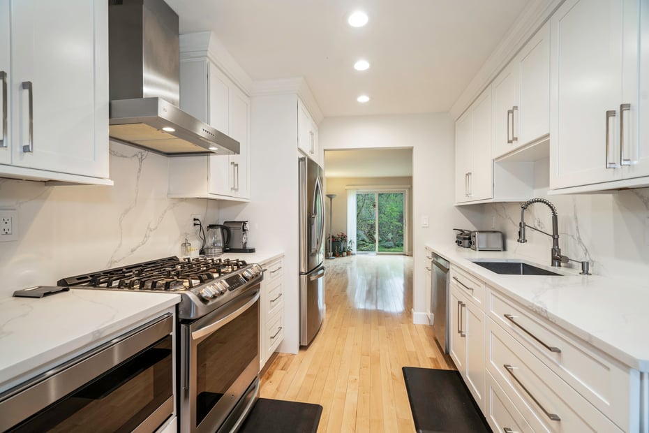 82 Park Drive Photo 10