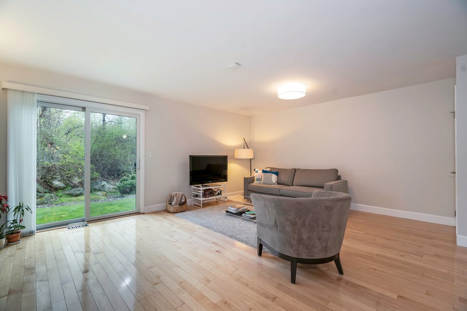 82 Park Drive Photo 6