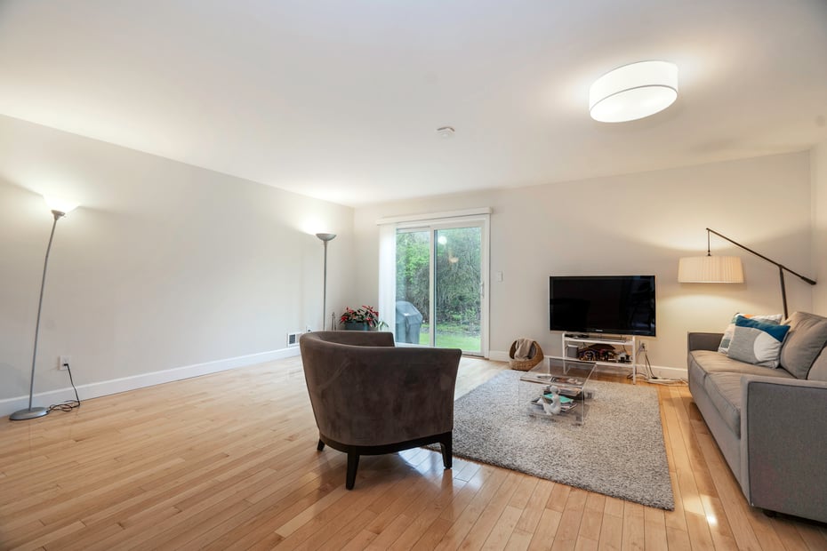 82 Park Drive Photo 5