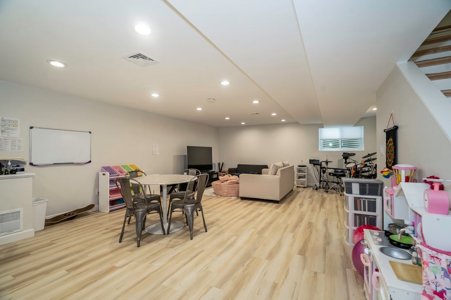 82 Park Drive Photo 19