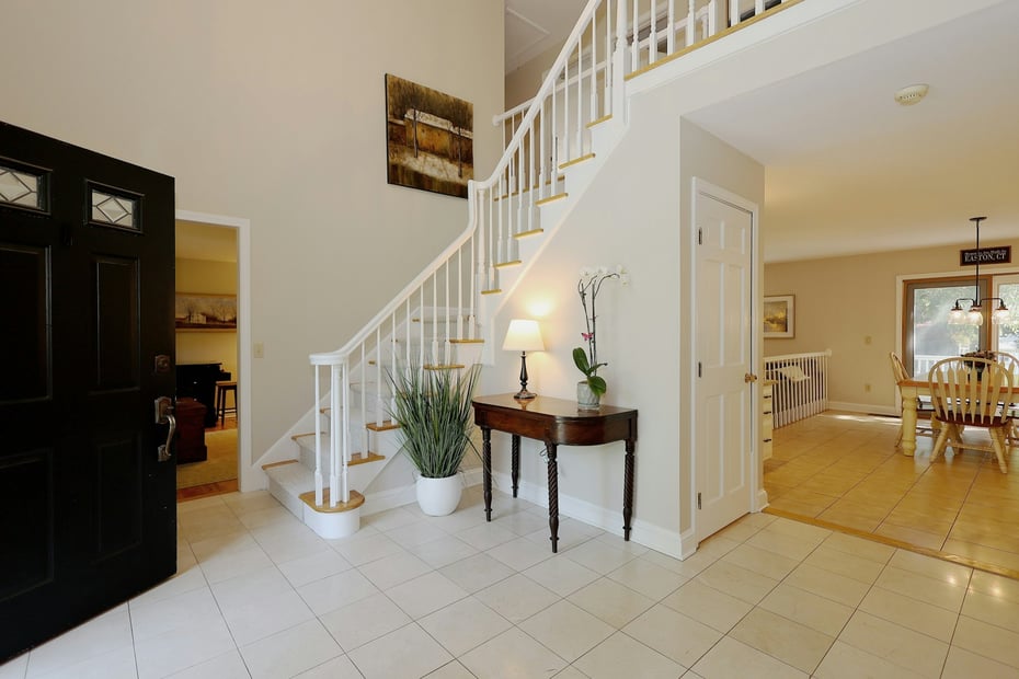 108 Northwood Drive Photo 4