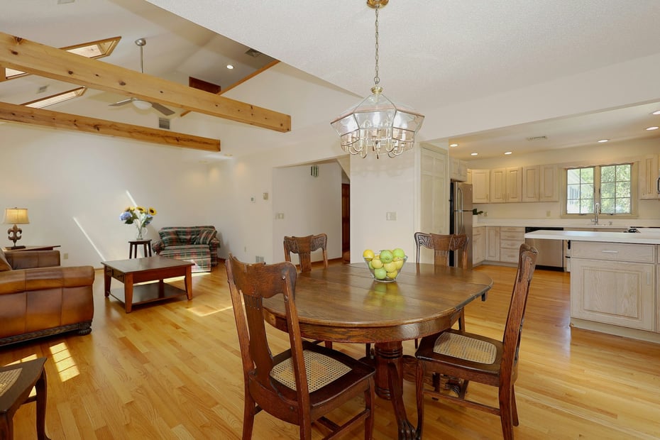 108 Northwood Drive Photo 28
