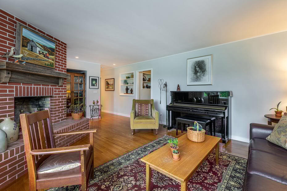 301 Calhoun Street Photo 11