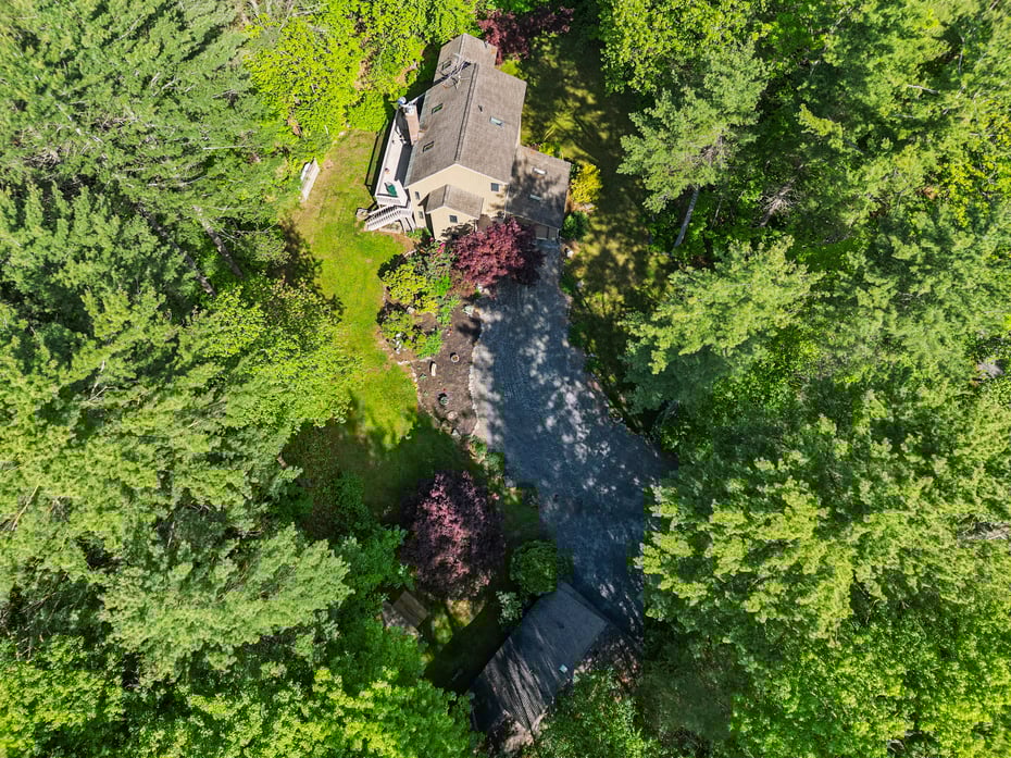 105 Harrington Rd Photo 3