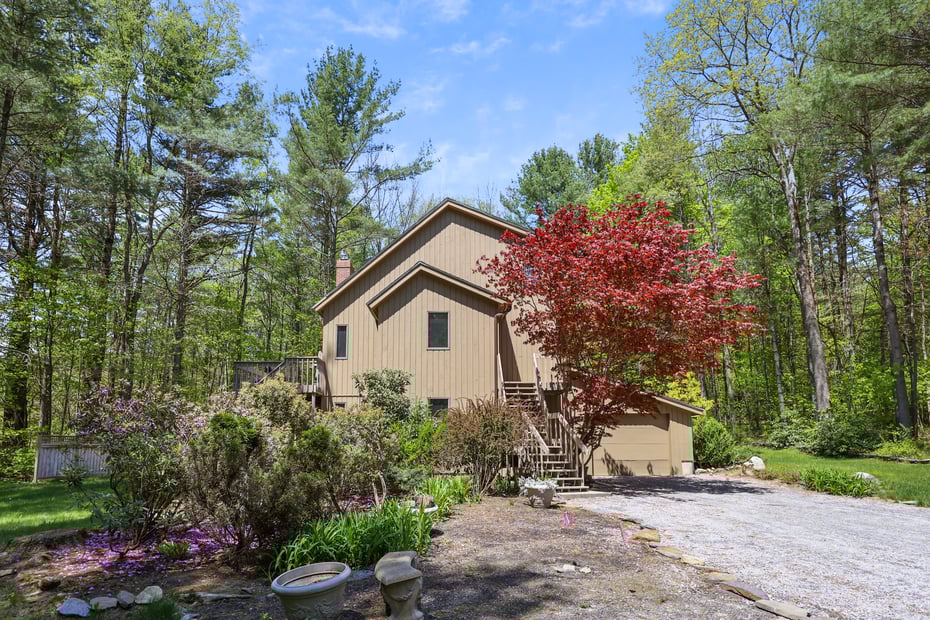 105 Harrington Rd Photo 11