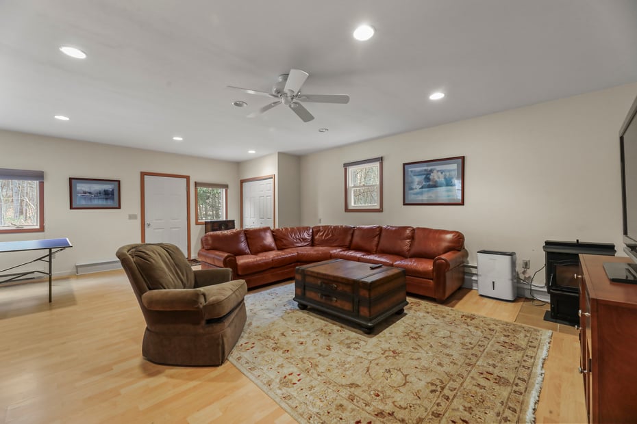 105 Harrington Rd Photo 55