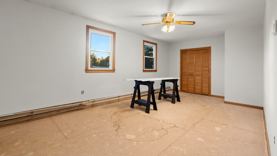 469 Pecks Rd Photo 15