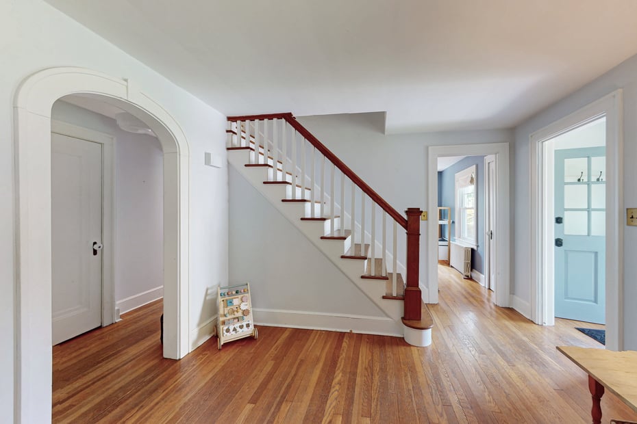 1 Yale Avenue Photo 4