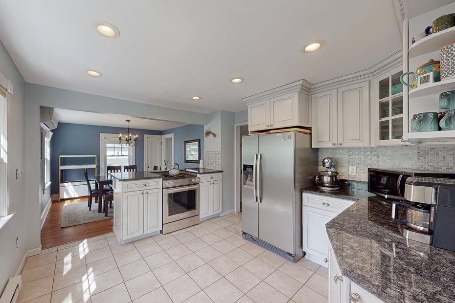 1 Yale Avenue Photo 12