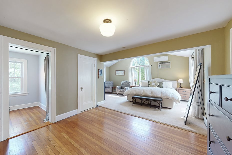 1 Yale Avenue Photo 16