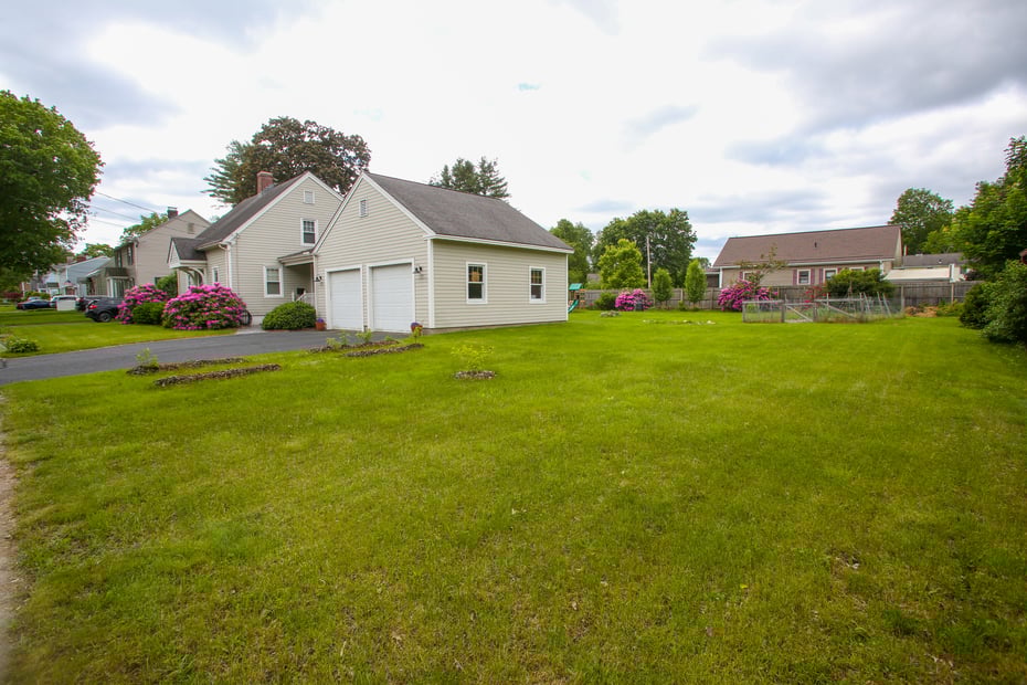 38 Ferrante Ave Photo 5