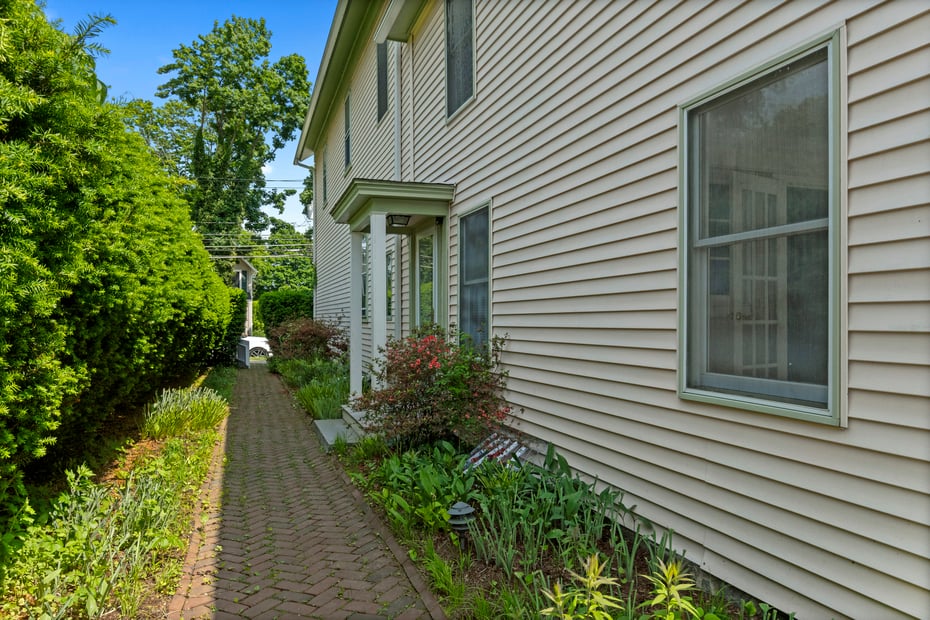 60 Lyme Street Photo 11