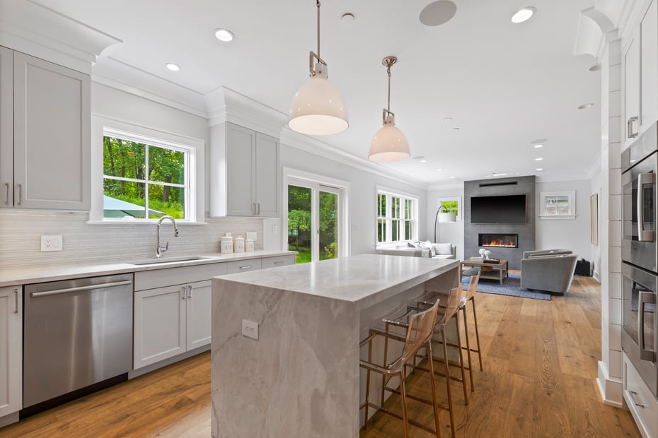 19 Walnut Street Photo 5