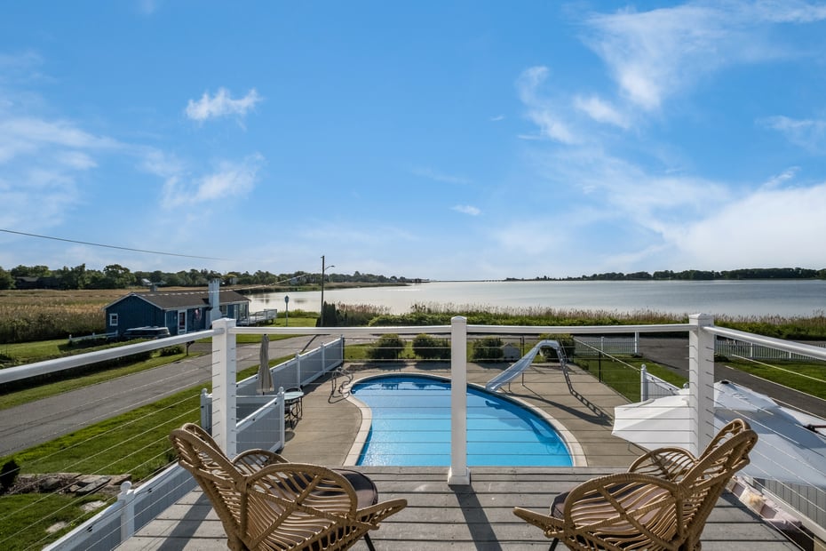 35 Soundview Avenue Photo 6