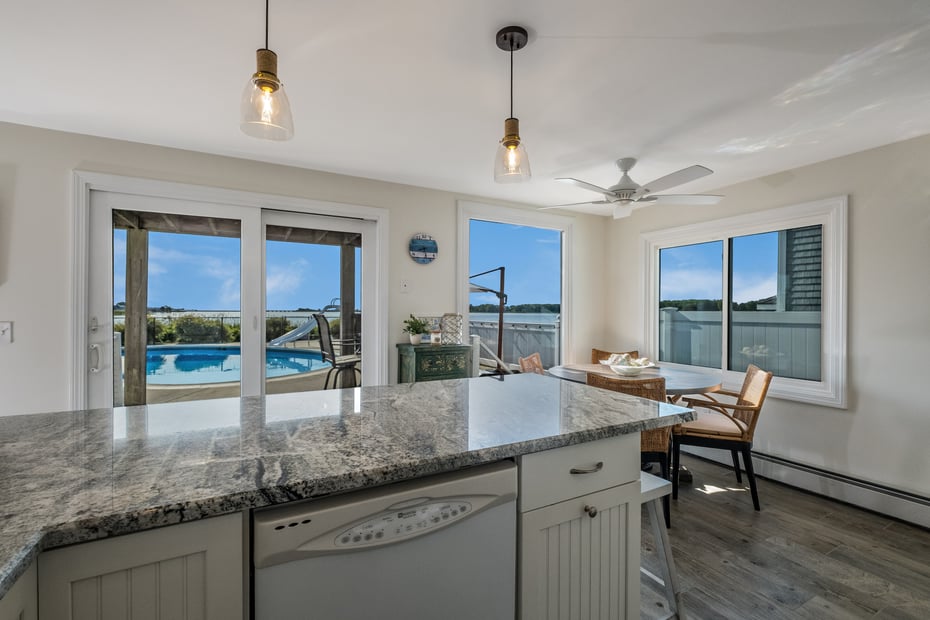 35 Soundview Avenue Photo 22