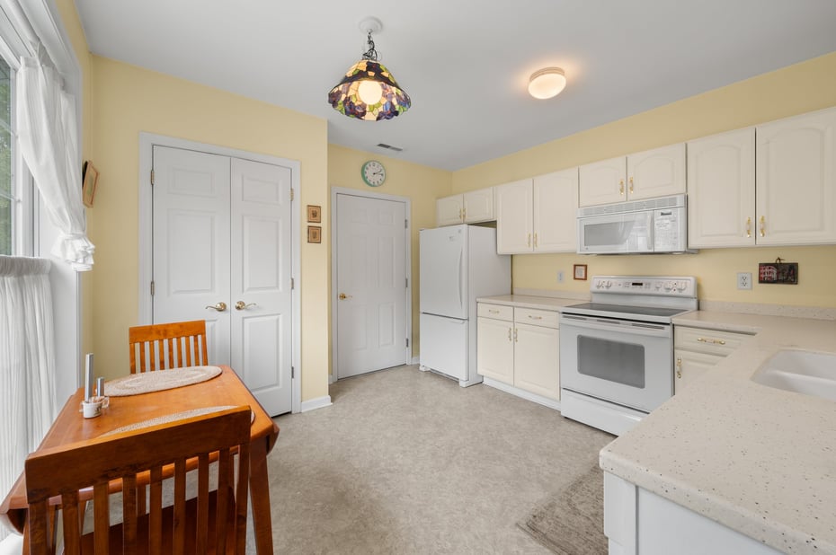 18 Beechwood Drive Photo 28