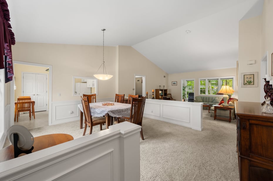18 Beechwood Drive Photo 2