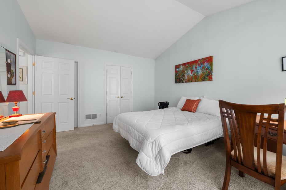 18 Beechwood Drive Photo 8