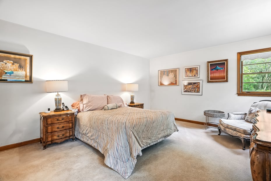 18 Barnaby Lane Photo 11