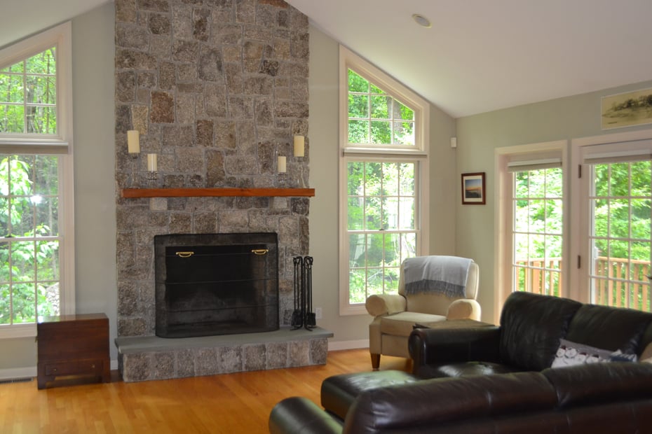52 Grumman Avenue Photo 1