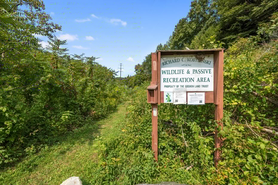 14 Meadowcrest Drive North Photo 20