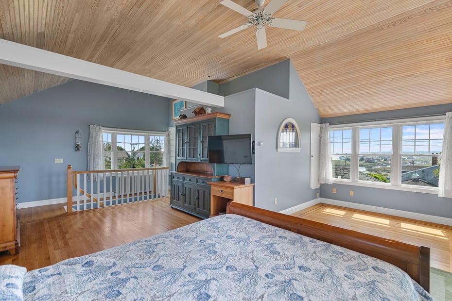 290 Neck Road Photo 16