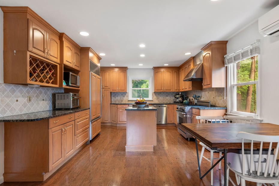 89 Oakland Avenue Photo 6