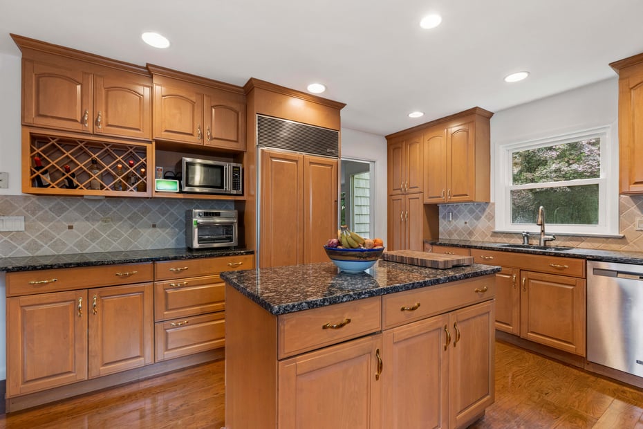 89 Oakland Avenue Photo 8