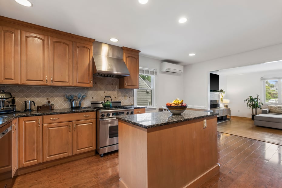 89 Oakland Avenue Photo 9