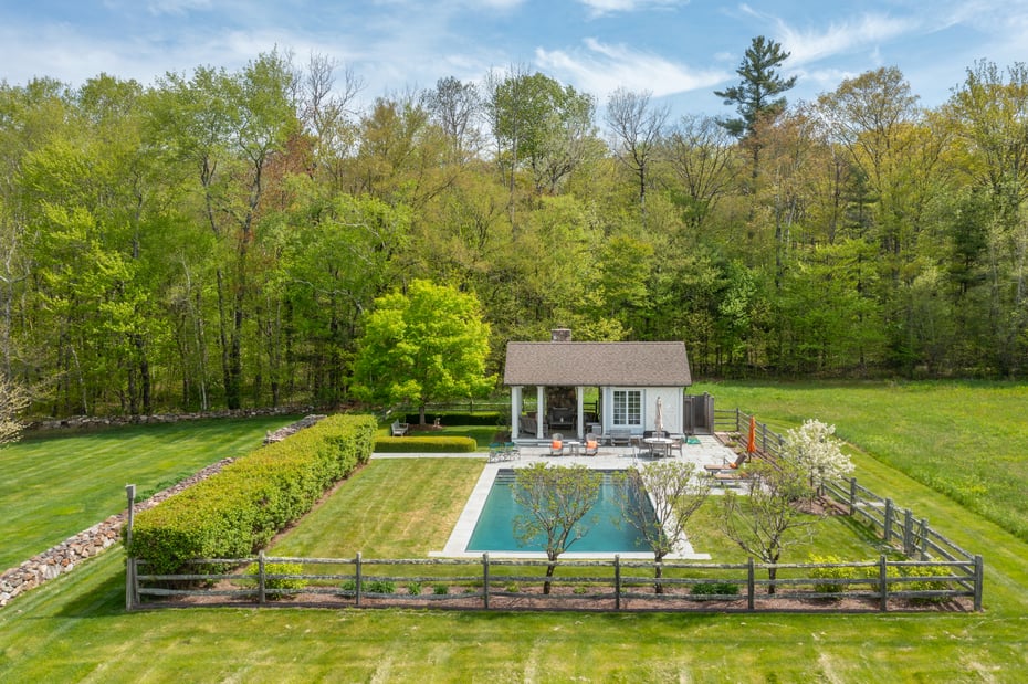 258 Sandisfield Rd Photo 21