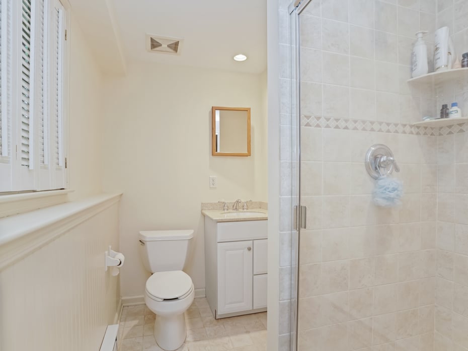 52 Grumman Avenue Photo 26