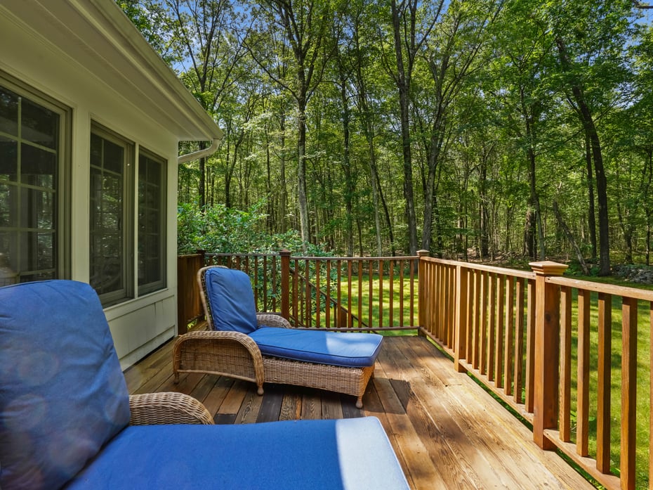 52 Grumman Avenue Photo 32