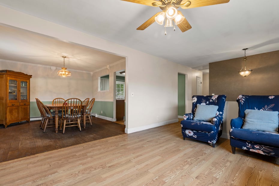 76 Maureen Drive Photo 4