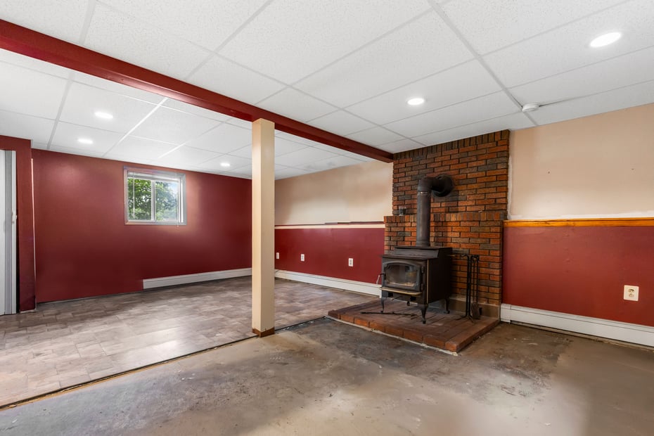76 Maureen Drive Photo 15