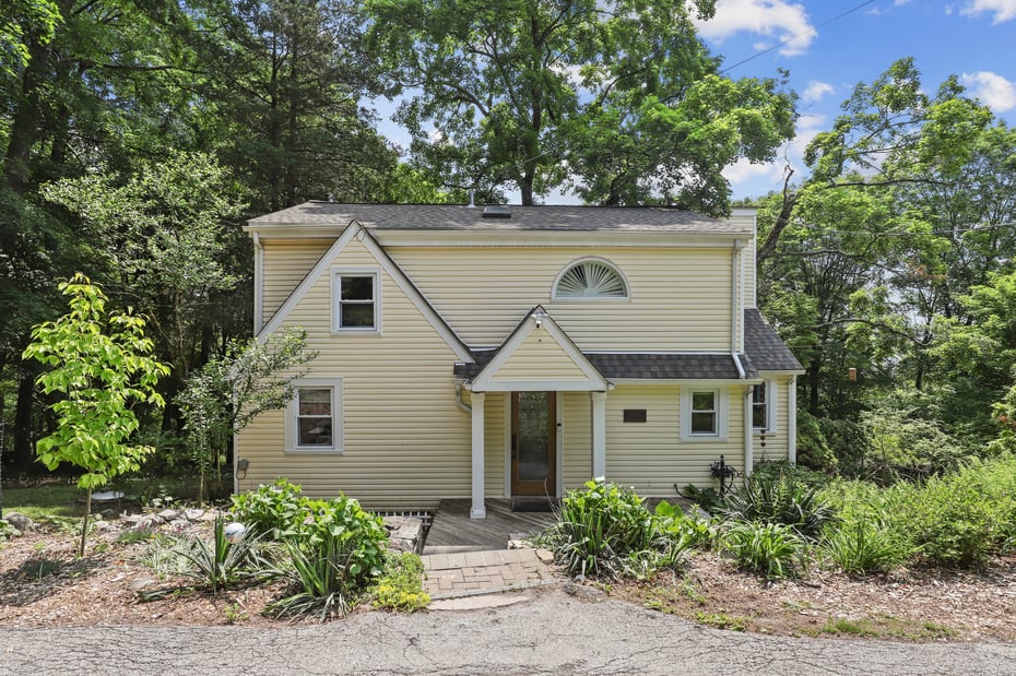 3841 Indian Hill Road Photo 1