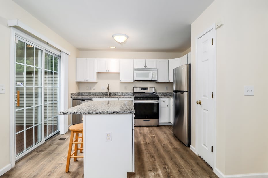 2303 Eaton Court #2303 Photo 12