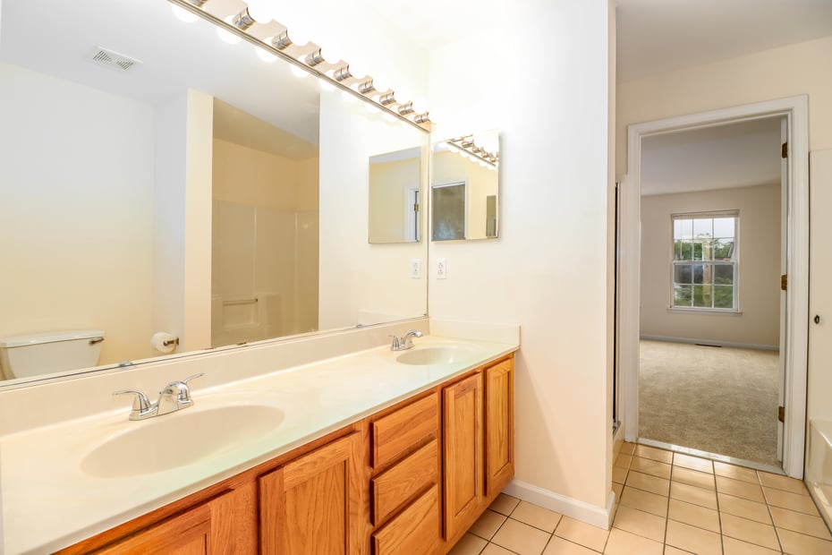 2303 Eaton Court #2303 Photo 20
