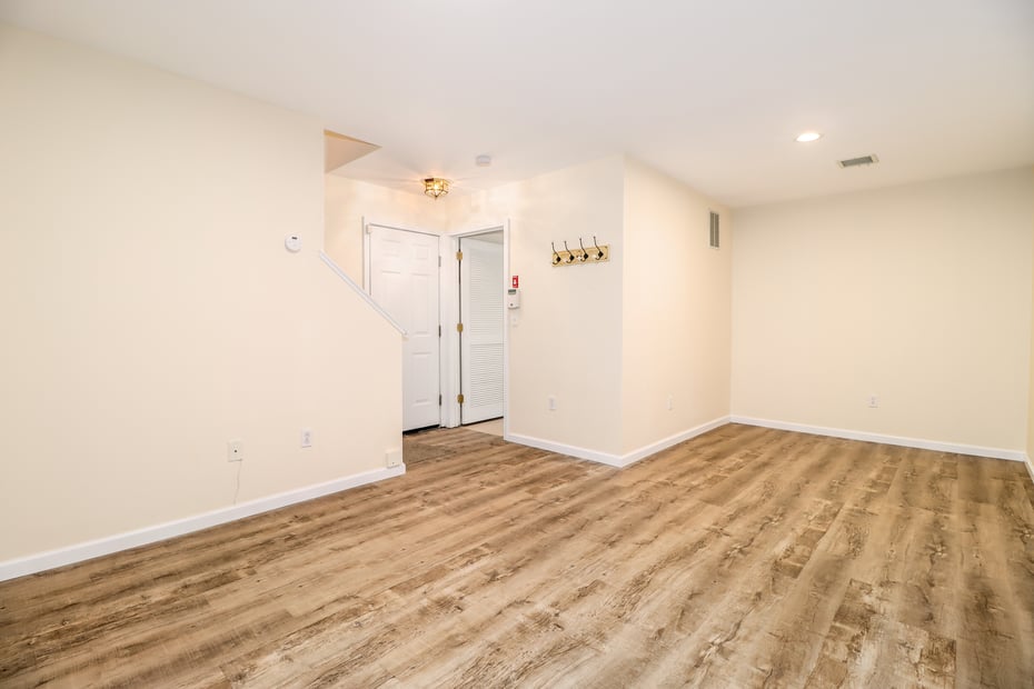 2303 Eaton Court #2303 Photo 26