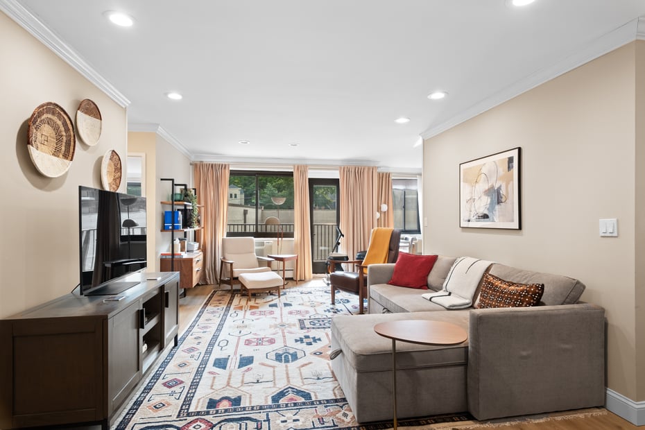 100 E Hartsdale Avenue  #2oe Photo 10