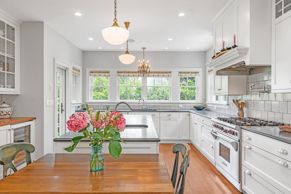 52 Avondale Road Photo 15