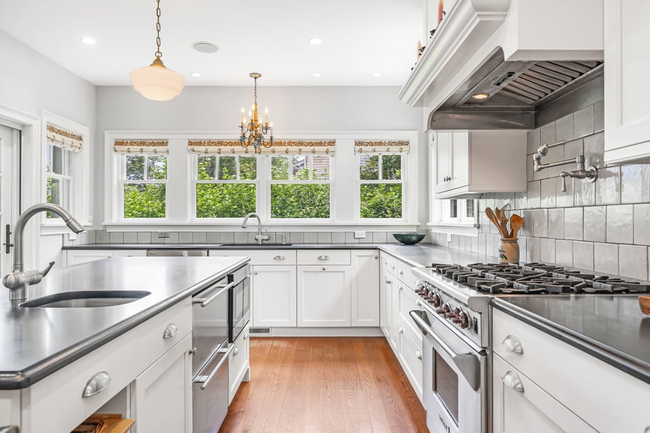 52 Avondale Road Photo 16