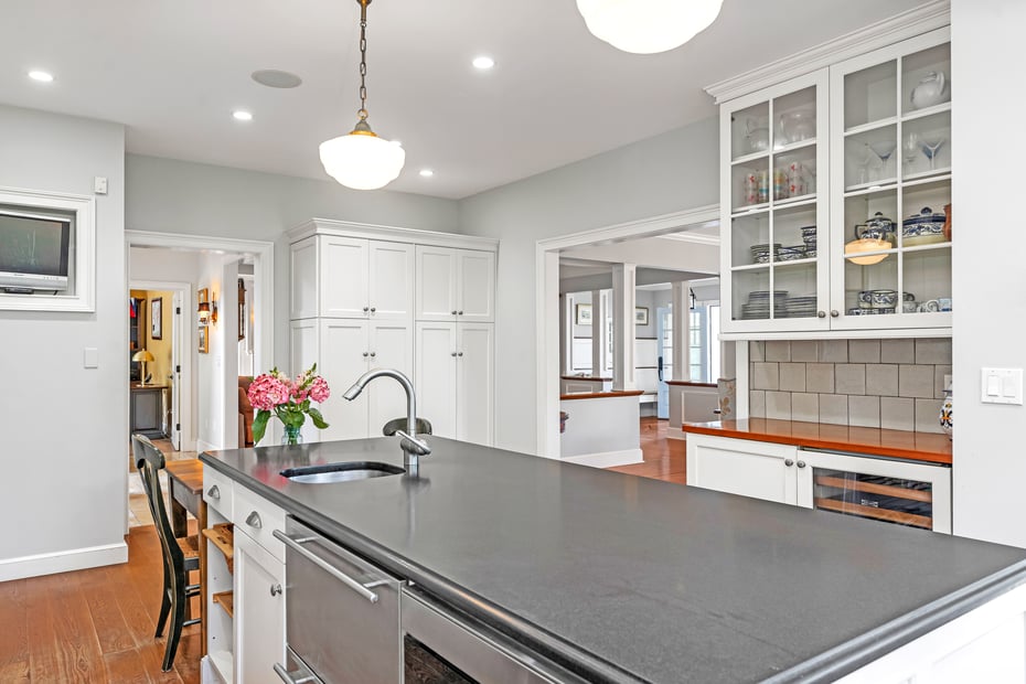 52 Avondale Road Photo 17